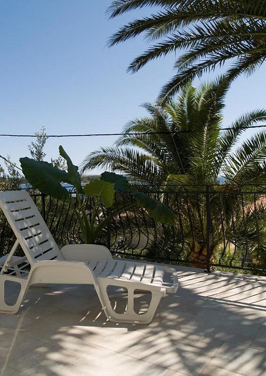 Apartments Marco Polo Banjol Esterno foto